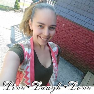 Meet your Posher, Erica